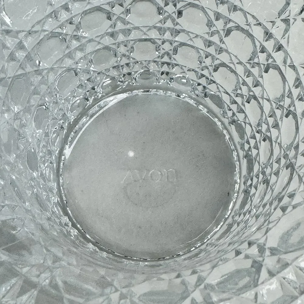 VTG Avon Fostoria Daisy & Button Pattern Mini Basket Candle Holder 6 1/4